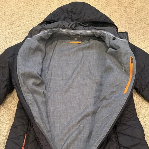 Icebreaker Women's Black Quilted Puffer Coat - Picture 5 of 9